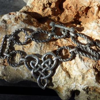 Armband mit Herz, keltisch